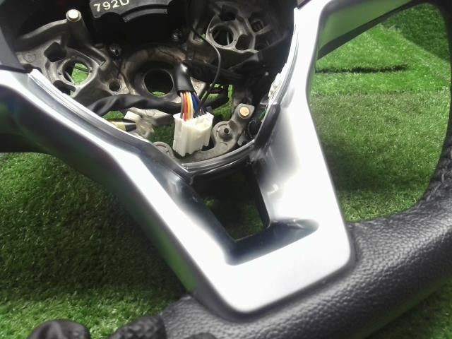 6AA-P15 キックス ステアリングホイール ハンドル ラジオスイッチ ハンズフリースイッチ 自社品番250038