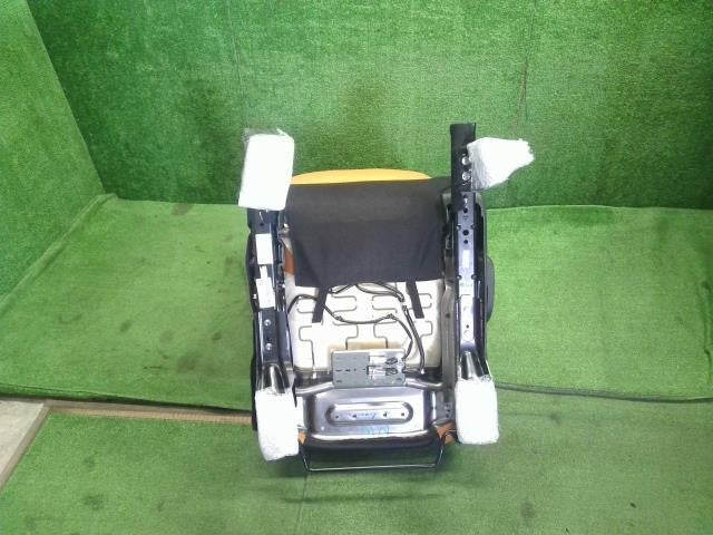 6AA-P15 キックス ドライバーシート 運転席 レザー リクライニング式 バックル ヒーター付 87000-5RY4C　自社品番250038