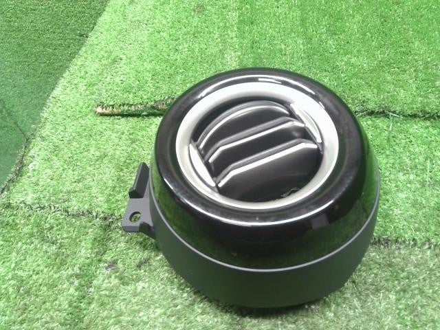 6AA-P15 キックス 運転席側エアコン吹出口 右フロント AC吹き出し口 自社品番250038