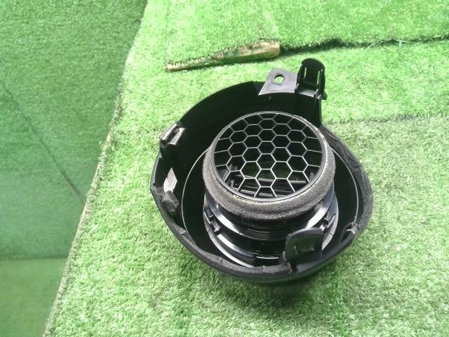 6AA-P15 キックス 助手席側エアコン吹出口 左フロント AC吹き出し口 自社品番250038