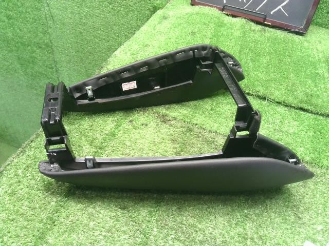 6AA-P15 キックス レザーパネル シフトレバーサイドパネル 自社品番250038