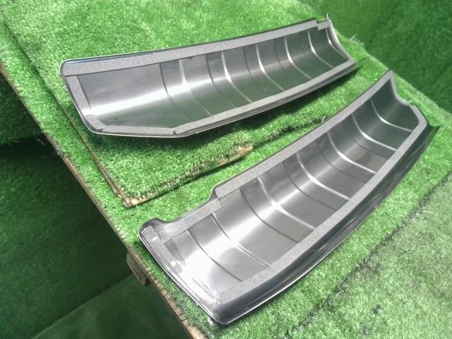 6AA-P15 キックス リアスカッフプレート  自社品番250038