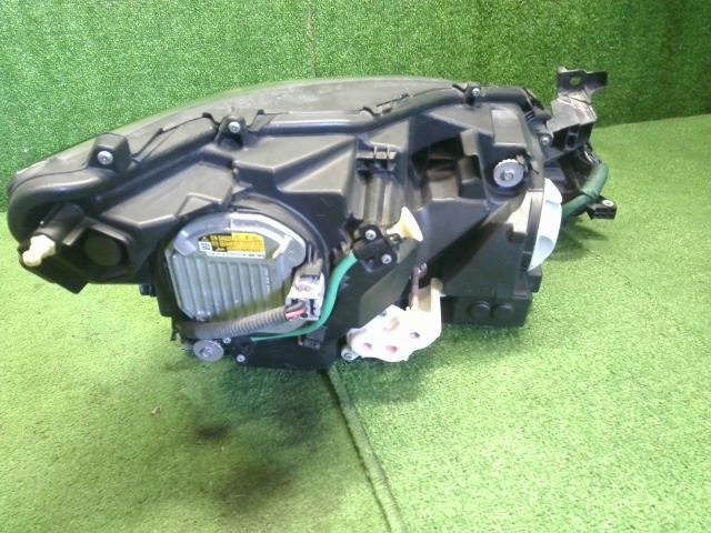 レクサス LS460 後期 DBA-USF40 左ヘッドランプ　左ヘッドライト　助手席側　HID　コイトD4S　 81150-50A60 自社品番250060