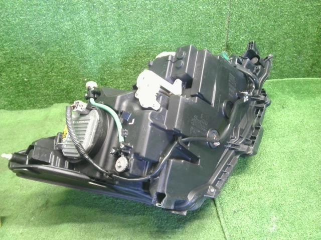 レクサス LS460 後期 DBA-USF40 左ヘッドランプ　左ヘッドライト　助手席側　HID　コイトD4S　 81150-50A60 自社品番250060