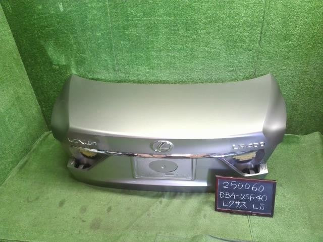 レクサス LS460 後期 DBA-USF40 トランクリッド 64401-50340 自社品番250060　色1J7
