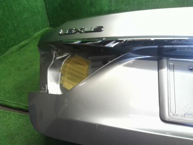 レクサス LS460 後期 DBA-USF40 トランクリッド 64401-50340 自社品番250060　色1J7