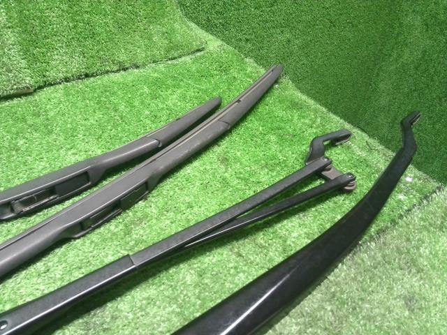 レクサス LS460 後期 DBA-USF40 フロントワイパーアーム左右セット 85211-50160 自社品番250060