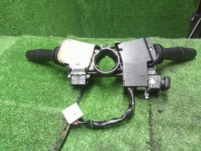 レクサス LS460 後期 DBA-USF40 ディマースイッチ　コンビネーション ライトSW　ワイパーSW　84140-50220 自社品番250060