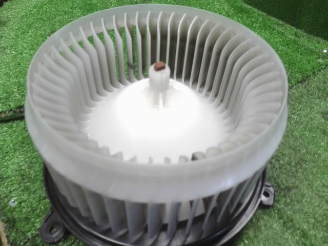 レクサス LS460 後期 DBA-USF40 ヒーターブロアモーター　ヒーターモーター 87103-50151 自社品番250060