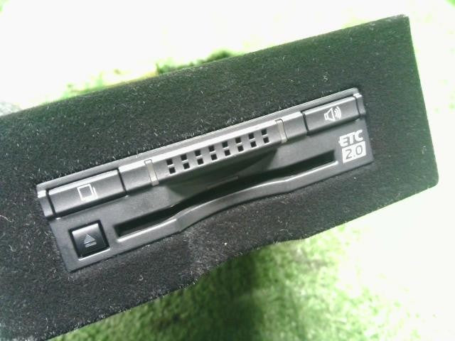 レクサス LS460 後期 DBA-USF40 純正　アンテナ分離型　ETC2.0　カバー付 86980-50070 自社品番250060
