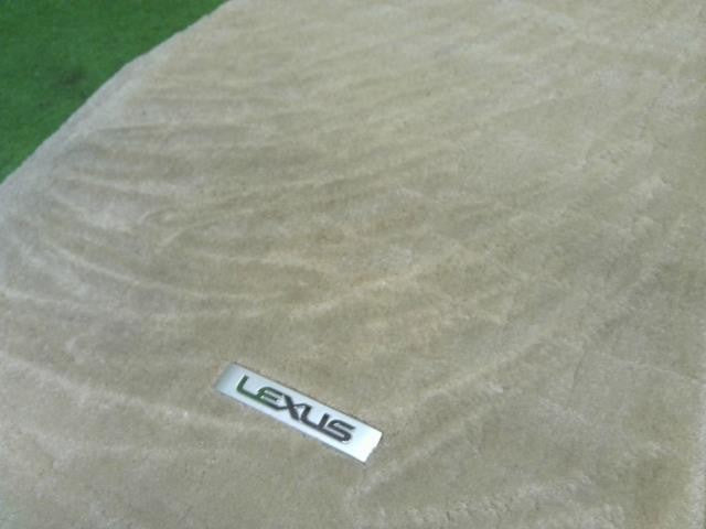 レクサス LS460 後期 DBA-USF40 純正フロアマット 1台分 ロゴ入 フロント リア 運転席 助手席 自社品番250060