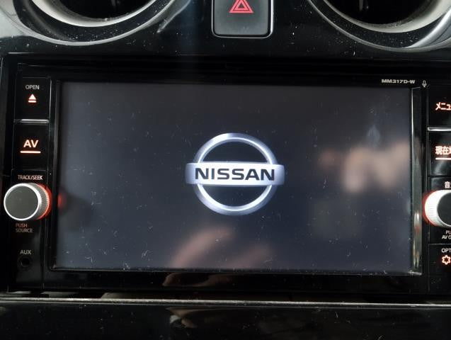 ノート DBA-E12 日産純正　カーナビゲーション B8260-7992E-NP 自社品番250067