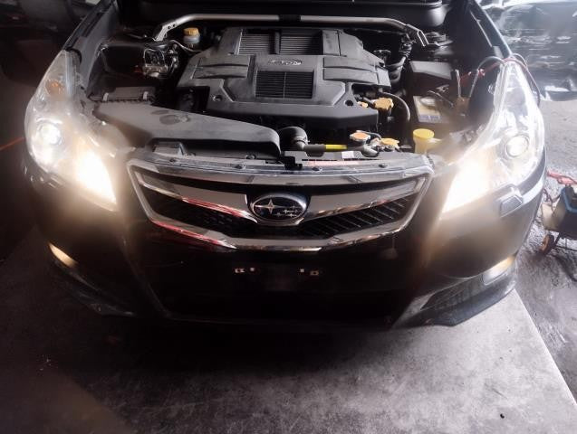 レガシィ DBA-BM9 左右 ヘッドランプ ヘッドライト 運転席 助手席 HID コイト100-20061　 84001AJ090 自社品番250071