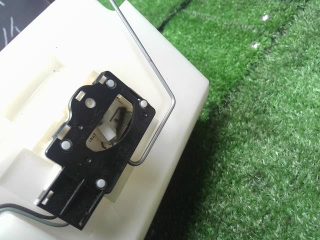 レガシィ DBA-BM9 フューエルポンプ 燃料ポンプ　42021AJ140 自社品番250071