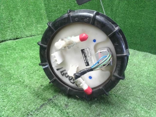 レガシィ DBA-BM9 フューエルポンプ 燃料ポンプ　42021AJ140 自社品番250071