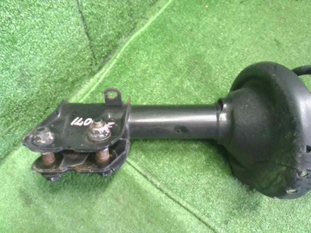 レガシィ DBA-BM9 左フロントストラット ショック　バネ　スプリング　助手席側　20310AJ030 カヤバ　自社品番250071