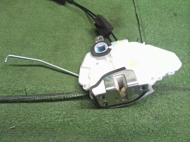 フリード DAA-GP3 左フロントドアロックソレノイド 左Fドアロック 助手席側 72150-SYY-J02 自社品番250073