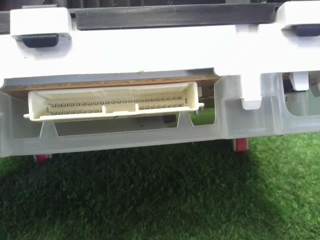 ハイゼット EBD-S211P スピードメーター　4WD 83220-B5B10 自社品番250074