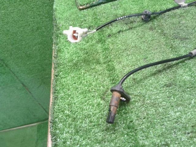 ワゴンＲ DBA-MH34S ABSセンサー 右フロント用 56210-64L00 自社品番250075