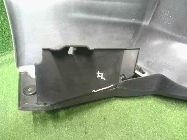 プリウス DAA-ZVW30 リアバンパー　 52159-47060-A1 自社品番250076 色:070