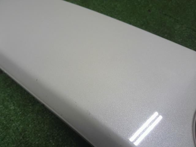 プリウス DAA-ZVW30 バックドアガーニッシュ　リクエストスイッチ付 76801-47070-A1 自社品番250076