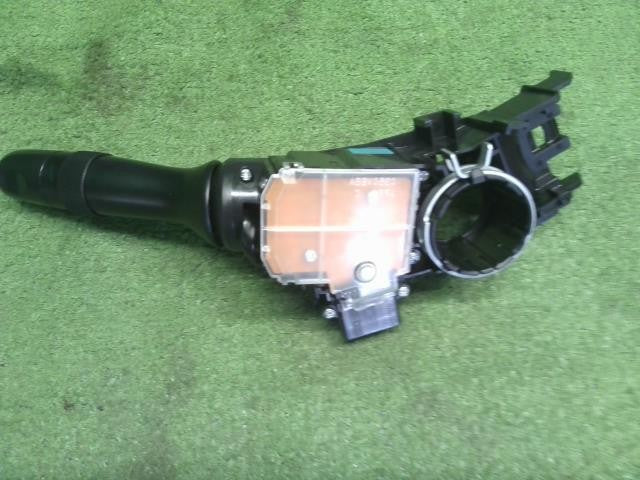 プリウス DAA-ZVW30 ディマースイッチ　コンビネーション ライトSW　84140-42080 自社品番250076
