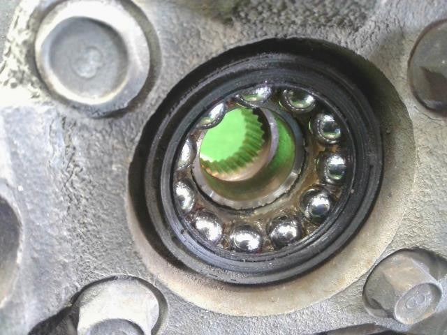 ｅＫワゴン CBA-H81W 左フロントナックルハブ 左Fナックルハブ　ディスク　4WD　 MR859603 自社品番250078