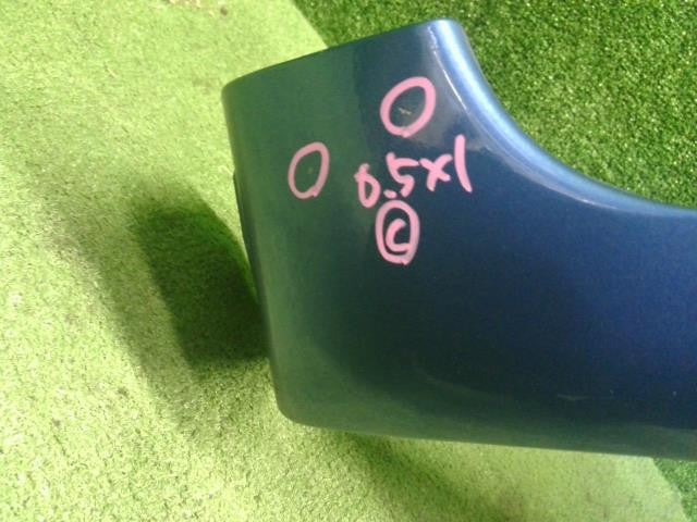 ノート DBA-E12 右フロントフェンダー 運転席側　F3100-5VAMA 自社品番250082