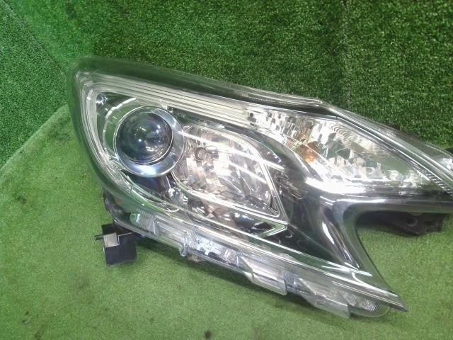 ノート DBA-E12 左右 ヘッドランプ ヘッドライト イチコ1895 LED 運転席 助手席 26060-5VA0A 自社品番250082