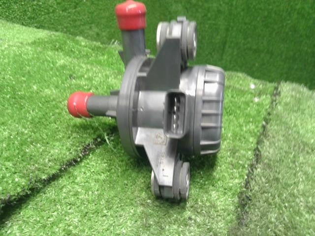 アクア DAA-NHP10 インバーター用ウォーターポンプ G9040-52010 自社品番250083