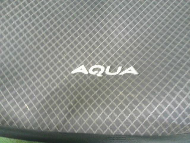 アクア DAA-NHP10 ラゲッジマット  自社品番250083