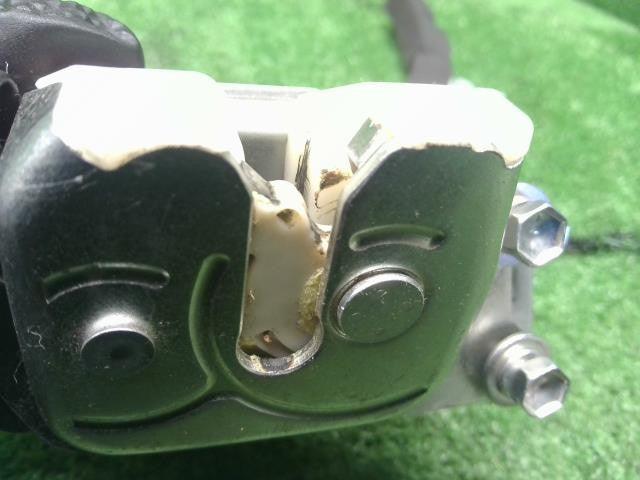 パッソ DBA-KGC35 トランク・バックドアロック 69350-B1070 自社品番250084