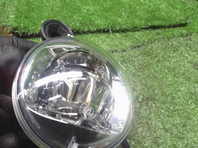 ルークス 4AA-B48A 右フォグランプ 右フォグライト　運転席側　Valeo　F1-01R　26150-8990E 自社品番250086　品番参考程度クレーム対象外