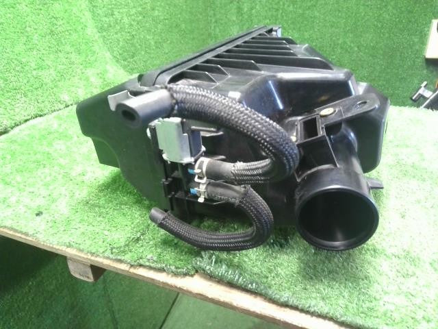 ルークス 4AA-B48A エアクリーナーボックス　 16500-7MA0B 自社品番250086　品番参考程度クレーム対象外