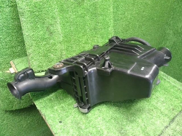 ルークス 4AA-B48A エアクリーナーボックス　 16500-7MA0B 自社品番250086　品番参考程度クレーム対象外