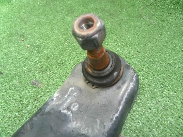 ルークス 4AA-B48A 左フロントロアアーム　ロアーム　助手席側　 54501-7MA0B 自社品番250086　品番参考程度クレーム対象外