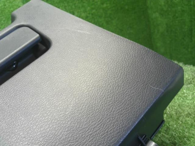 ルークス 4AA-B48A グローブBOX 下側 自社品番250086