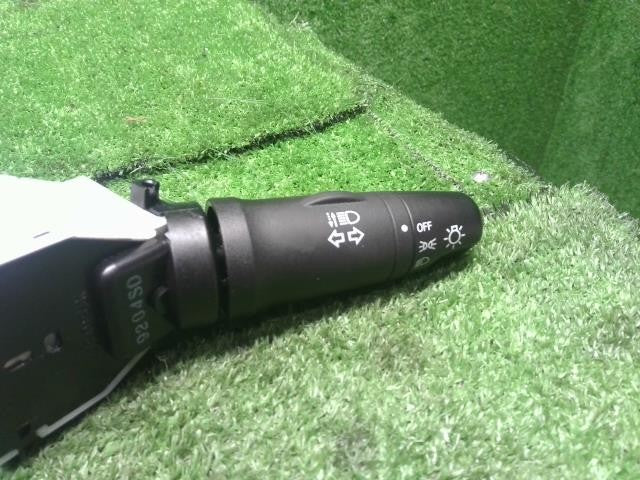 NV150 ＡＤ DBF-VY12 ディマースイッチ　コンビネーションスイッチ  25540-3LH0A 自社品番250087