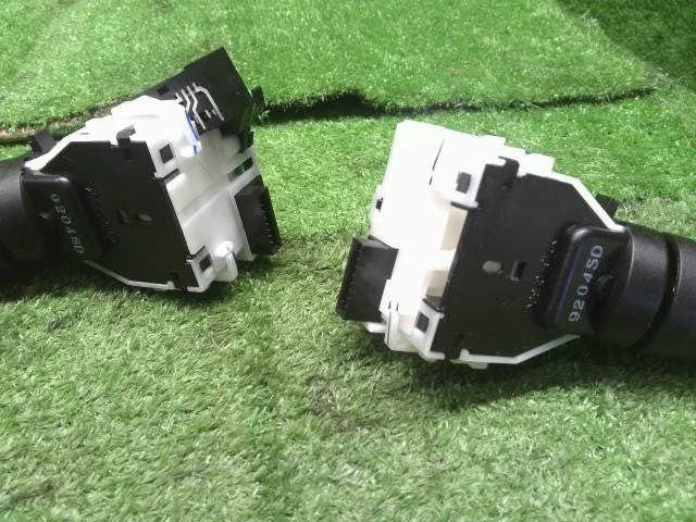 NV150 ＡＤ DBF-VY12 ディマースイッチ　コンビネーションスイッチ  25540-3LH0A 自社品番250087