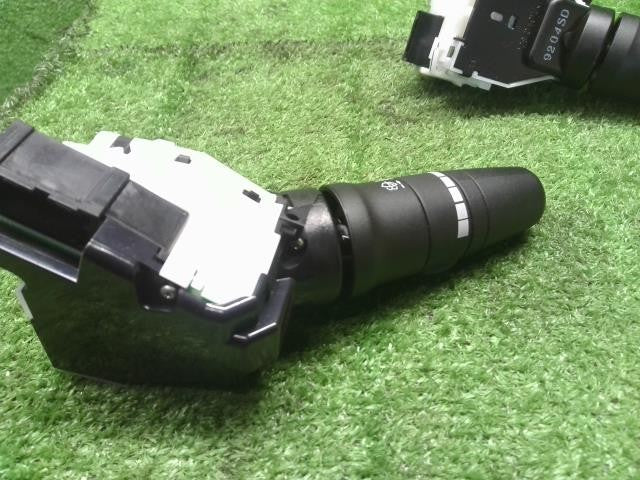 NV150 ＡＤ DBF-VY12 ディマースイッチ　コンビネーションスイッチ  25540-3LH0A 自社品番250087