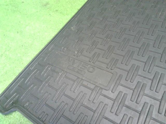 NV150 ＡＤ DBF-VY12 日産純正 フロアマット  1台分 ロゴ入 自社品番250087