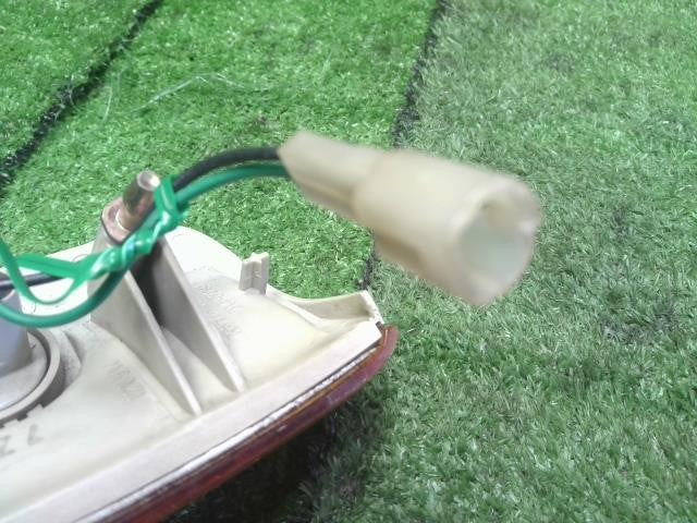 エブリィ V-DE51V 右クリアランスランプ ウインカー 運転席側 コイト 214-32293 36420-55F00 自社品番250092