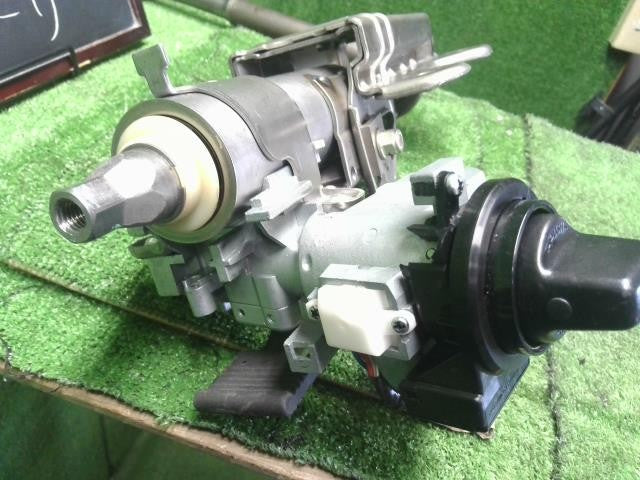 ベリーサ DBA-DC5W ステアリングコラム　ステアリングシャフト D350-32-10XF 自社品番250095