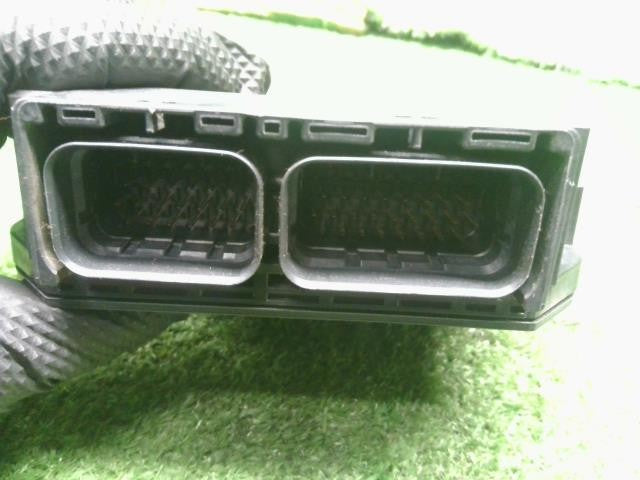 エブリィ GF-DA52W エンジンコンピューター マニュアル デンソー　33920-63H31 自社品番250096