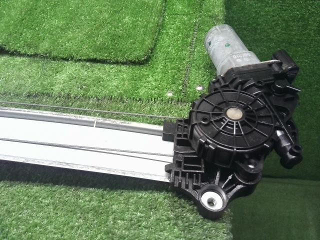 アコード DAA-CR6 右フロントドアレギュレーターモーター 運転席側　72210-T2M-T11 自社品番250097