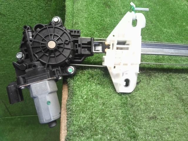 アコード DAA-CR6 右リアドアレギュレーターモーター 72710-T2A-A11 自社品番250097