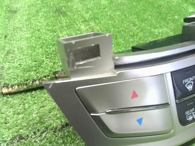 アコード DAA-CR6 エアコンスイッチパネル 　オートACパネル　79600-T3W-J41ZA 自社品番250097