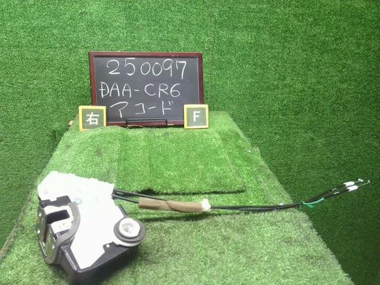 アコード DAA-CR6 右フロントドアロック　運転席側 72110-T0A-J02 自社品番250097