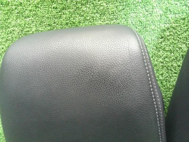 アコード DAA-CR6 ヘッドレスト1台分　レザー　運転席側　助手席側　フロント　リア　左右 81140-T3W-J41ZA 自社品番250097