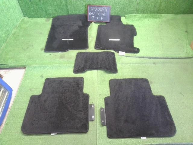 アコード DAA-CR6 フロアマット1台分　フロント　リア　運転席側　助手席側　左右  自社品番250097